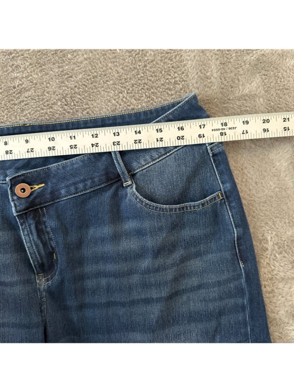 Halara Dark Wash Wide Leg Crossover Jeans Women's size LARGE Supersoft Flex - Picture 4 of 7